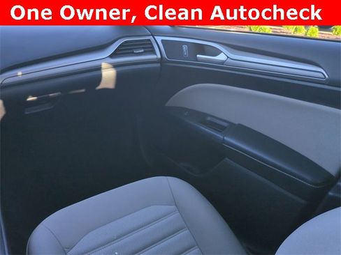Used 2017 Ford Fusion S image 16