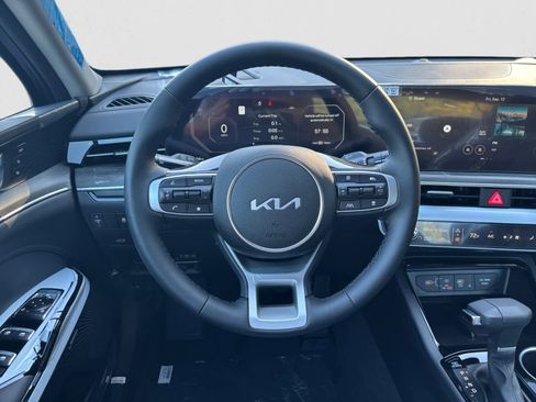 New 2026 Kia K5 EX image 13