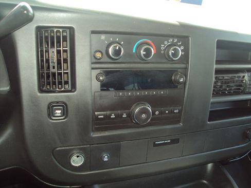 Used 2014 Chevrolet Express 1500 LS image 19