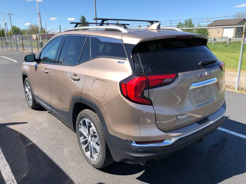 Used 2018 GMC Terrain SLT w/ Preferred Package AWD/4WD image 5
