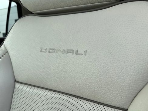 Certified 2021 GMC Yukon Denali AWD/4WD image 15