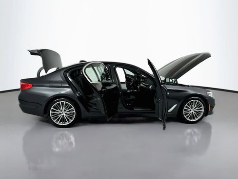 Used 2017 BMW 530i xDrive AWD/4WD image 24
