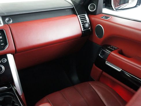 Used 2014 Land Rover Range Rover Autobiography image 12