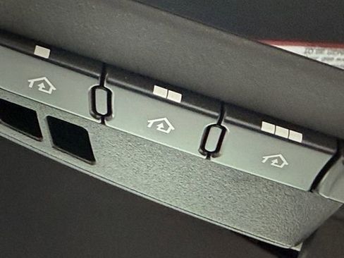 Certified 2021 Toyota Sienna Platinum image 26