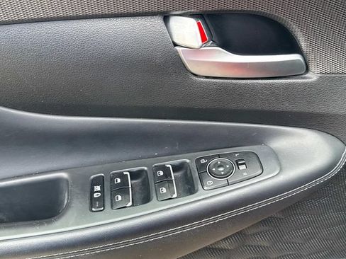 Used 2020 Hyundai Santa Fe SEL w/ Cargo Package FWD image 25