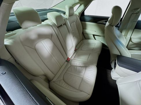 Used 2019 Lincoln MKZ Reserve image 26