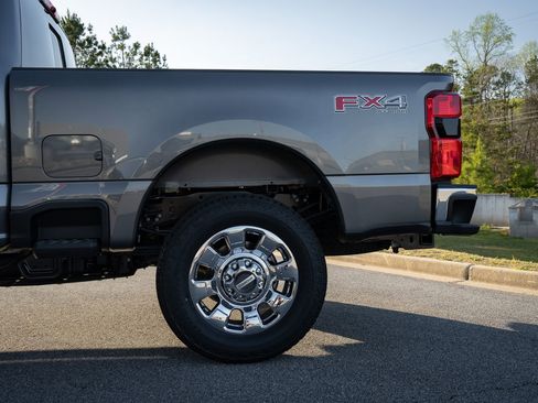 New 2026 Ford F350 Lariat w/ Lariat Ultimate Package AWD/4WD image 16