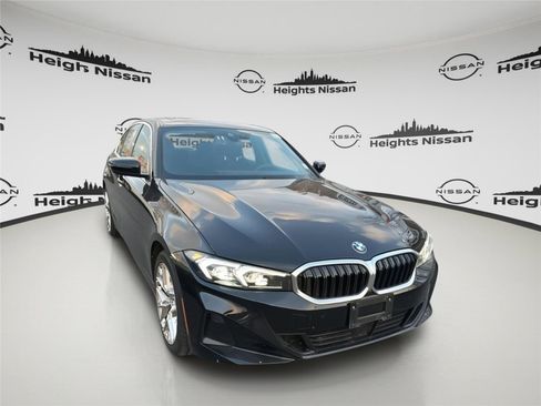 Used 2025 BMW 330i xDrive 330i xDrive image 2