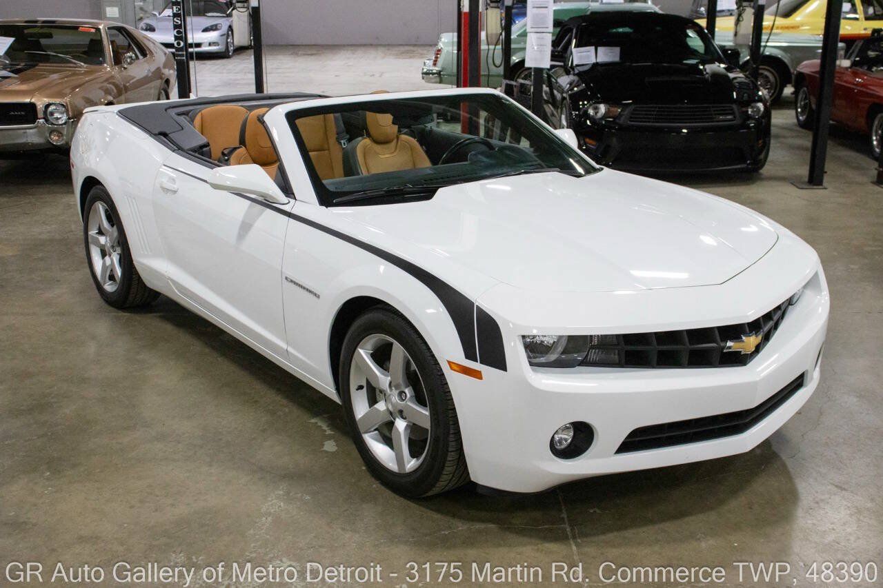 Used 2013 Chevrolet Camaro LT RWD image 10