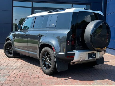 Used 2023 Land Rover Defender 110 S AWD/4WD image 3