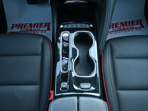 Used 2023 Buick Envision Essence w/ Sport Touring Package image 18