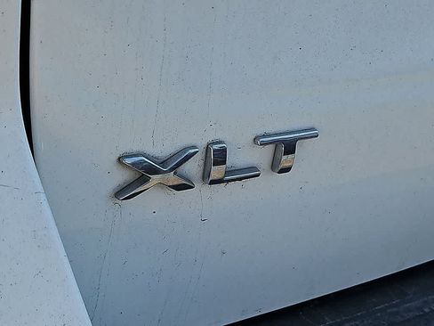 Used 2023 Ford Expedition XLT AWD/4WD image 6