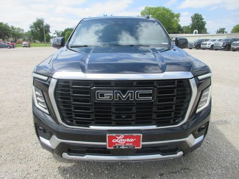 New 2026 GMC Yukon Denali w/ Denali Reserve Package AWD/4WD image 10