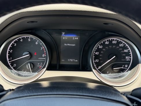Certified 2023 Toyota Camry SE FWD image 30