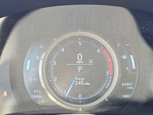 Used 2017 Lexus IS 200t image 26