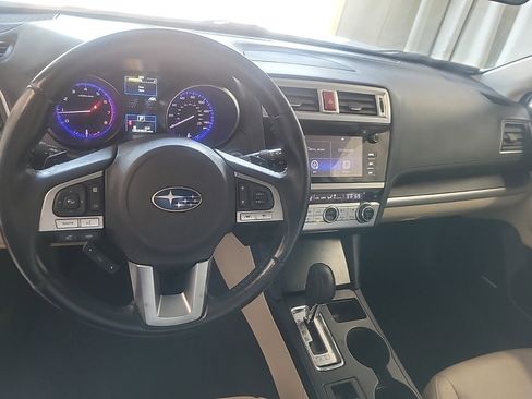 Used 2017 Subaru Outback 2.5i Limited image 11