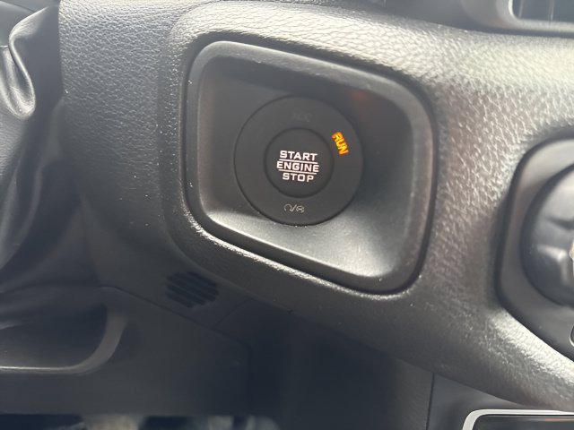 Used 2025 Jeep Wrangler Unlimited Sport AWD/4WD image 17