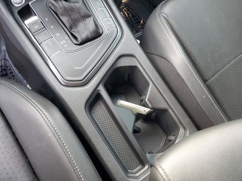Used 2019 Volkswagen Tiguan S FWD image 24