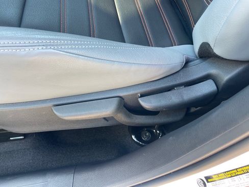 Used 2024 Nissan Kicks SR w/ SR Premium Package image 9