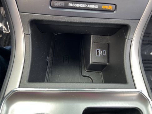 Used 2022 Ford Edge SEL w/ Convenience Package image 22