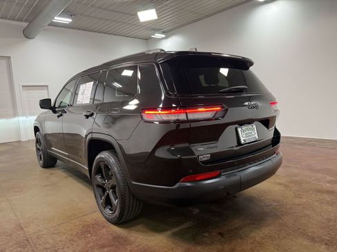 Used 2023 Jeep Grand Cherokee L Laredo image 36