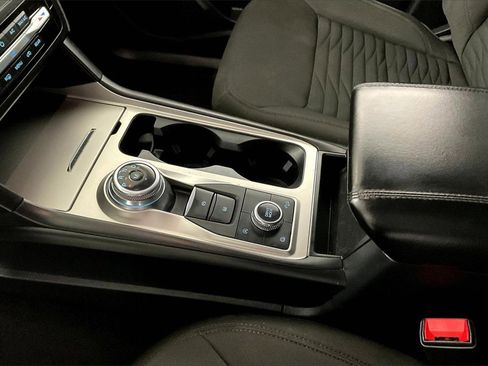 Used 2020 Ford Explorer XLT w/ Cold Weather Package image 16