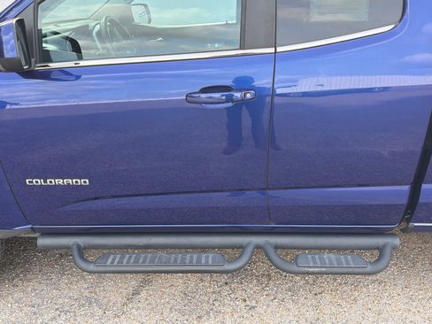 Used 2017 Chevrolet Colorado LT image 15