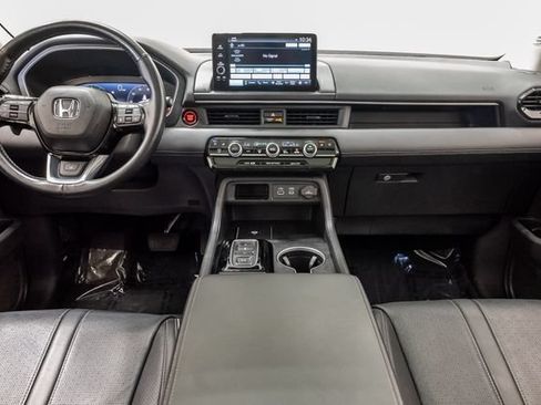 Used 2023 Honda Pilot Elite image 32