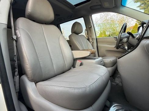 Used 2014 Kia Sedona EX w/ Luxury Package FWD image 18