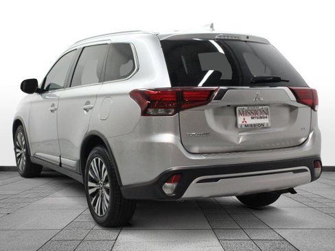 Used 2020 Mitsubishi Outlander SE image 5