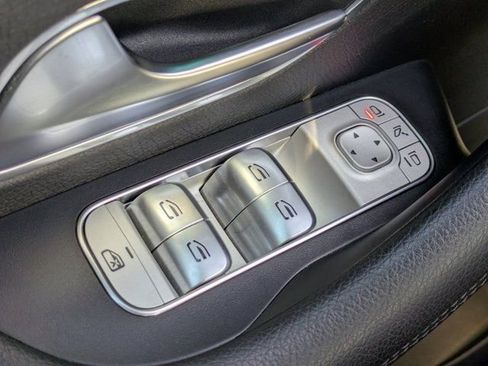 Used 2022 Mercedes-Benz GLE 450 4MATIC image 20