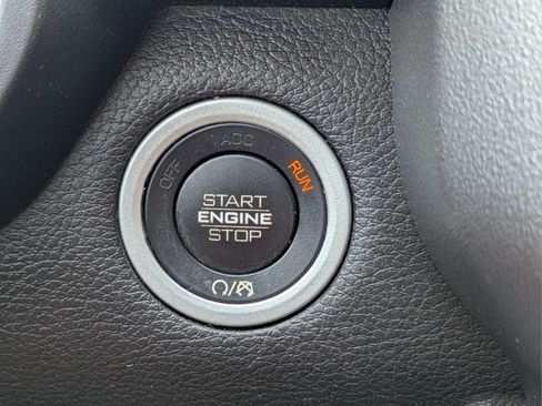 Used 2019 RAM 1500 Big Horn RWD image 28