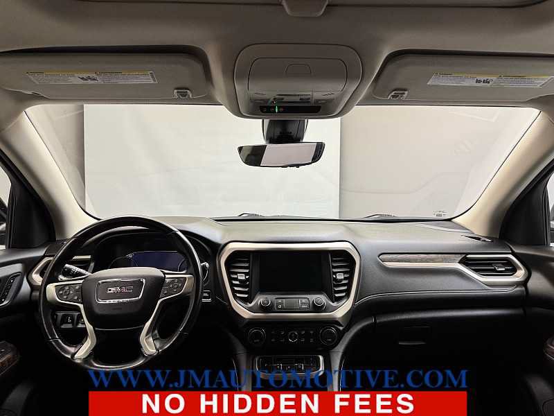 Used 2021 GMC Acadia Denali w/ Denali Ultimate Package AWD/4WD image 12