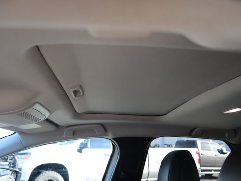 Used 2024 MAZDA CX-30 AWD 2.5 S w/ Preferred Package image 18