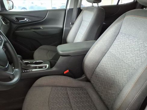 Used 2022 Chevrolet Equinox LT image 10