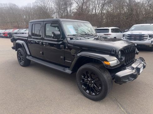Used 2022 Jeep Gladiator Overland image 8