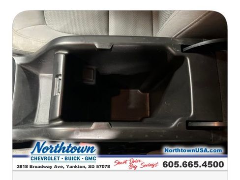 Used 2016 Chevrolet Colorado W/T w/ WT Convenience Package image 32