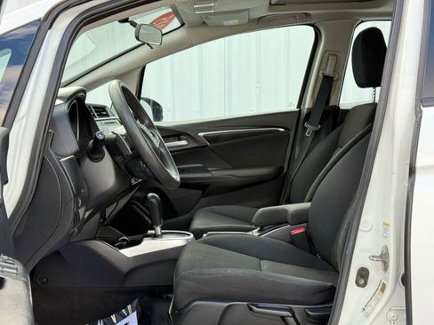 Used 2015 Honda Fit EX image 9