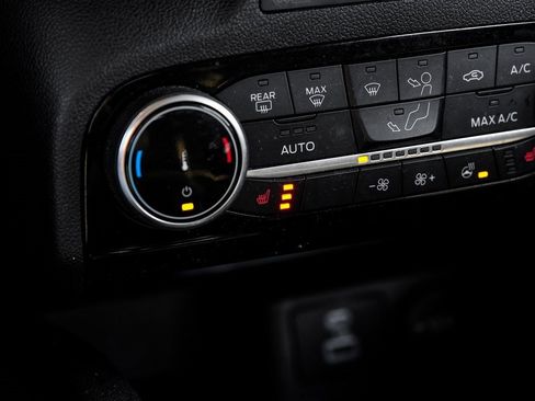 Used 2022 Ford Escape SE w/ Convenience Package image 31