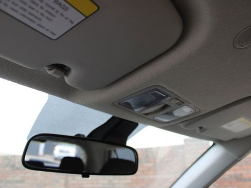 Used 2024 Hyundai Venue SEL image 27