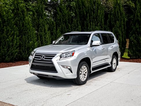 Used 2019 Lexus GX 460 Premium AWD/4WD image 5