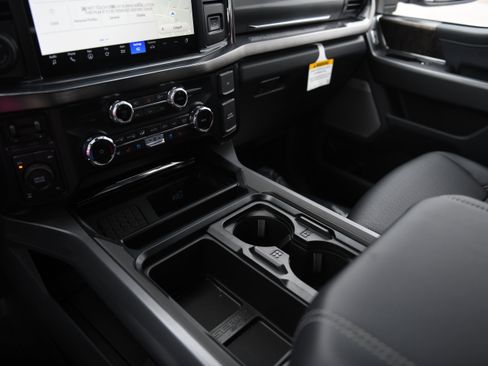 New 2026 Ford F250 Lariat w/ Lariat Premium Package image 33