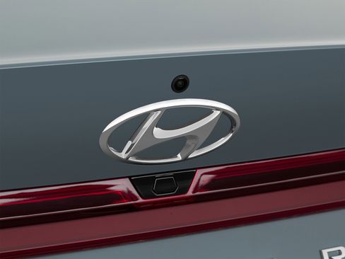 Used 2023 Hyundai Elantra SEL w/ Convenience Package FWD image 42