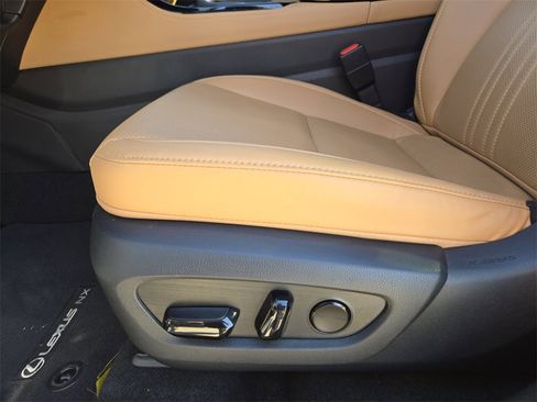 Certified 2024 Lexus NX 250 FWD image 24