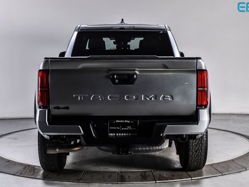 Used 2024 Toyota Tacoma TRD Off-Road AWD/4WD image 5