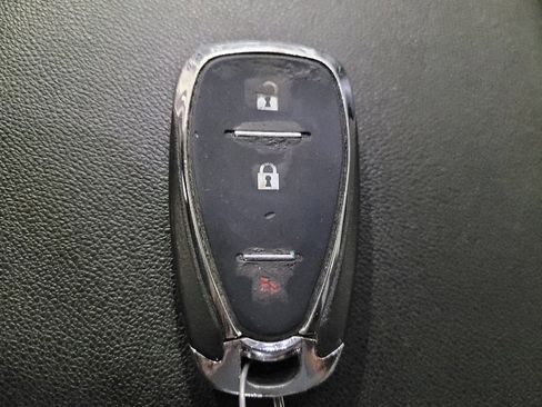 Used 2020 Chevrolet Equinox LS AWD/4WD image 32