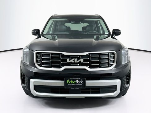 Used 2025 Kia Telluride S FWD image 2