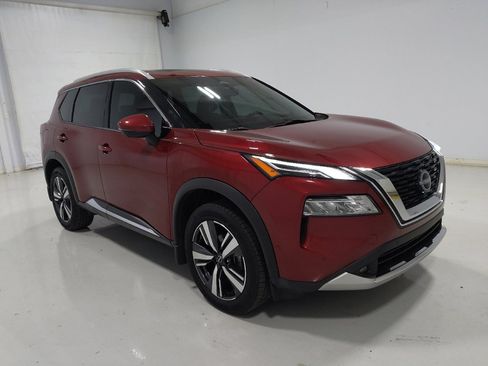 Used 2022 Nissan Rogue Platinum w/ Head-Up Display Package AWD/4WD image 13