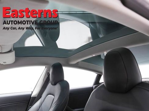 Used 2018 Tesla Model 3 Long Range image 31