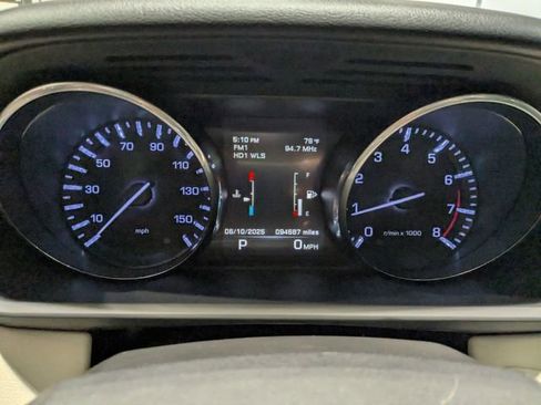 Used 2015 Land Rover Range Rover Sport HSE image 29